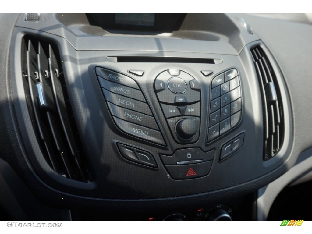 2015 Escape SE - Magnetic Metallic / Medium Light Stone photo #23