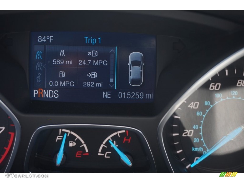 2015 Escape SE - Magnetic Metallic / Medium Light Stone photo #25