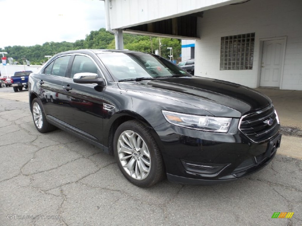 2015 Taurus Limited - Tuxedo Black Metallic / Charcoal Black photo #8