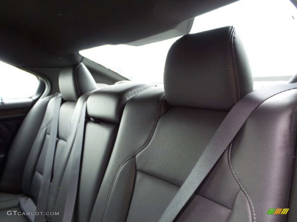 2015 Taurus Limited - Tuxedo Black Metallic / Charcoal Black photo #11