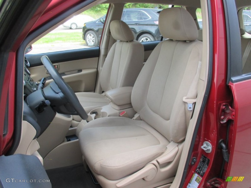 Beige Interior 2007 Kia Rondo LX Photo #104555524