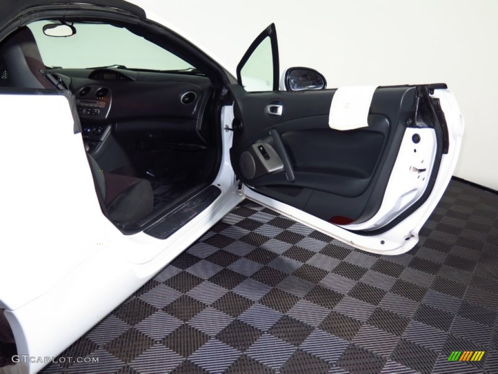 2012 Eclipse Spyder GS Sport - Northstar White / Dark Charcoal photo #14
