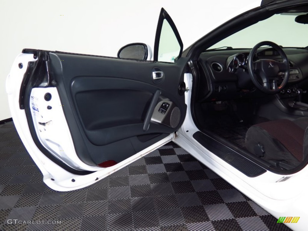 2012 Eclipse Spyder GS Sport - Northstar White / Dark Charcoal photo #18