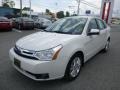 White Suede - Focus SEL Sedan Photo No. 8