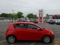 Inferno Orange Metallic - Sonic LT Hatch Photo No. 4