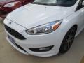 2015 Oxford White Ford Focus SE Sedan  photo #8