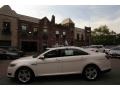 2014 White Platinum Ford Taurus SEL  photo #3