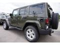 Tank - Wrangler Unlimited Sahara 4x4 Photo No. 2