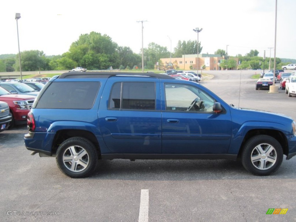 2005 TrailBlazer EXT LT 4x4 - Superior Blue Metallic / Light Gray photo #8