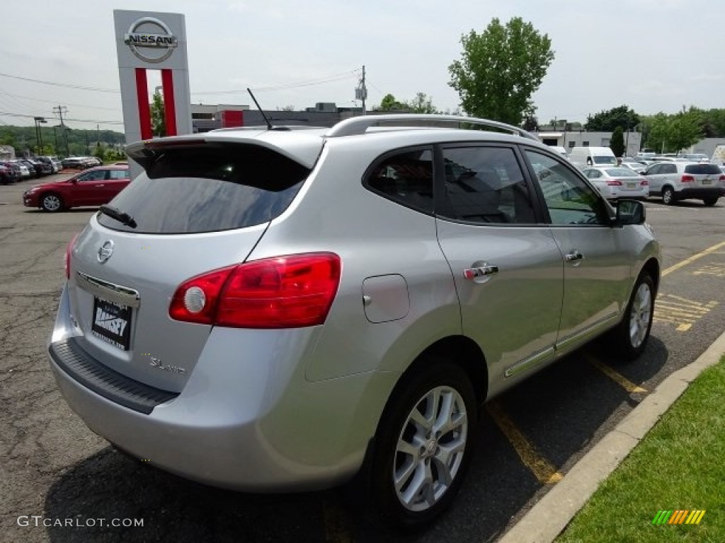 2012 Rogue SL AWD - Brilliant Silver / Black photo #5