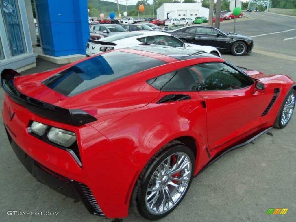 Torch Red 2015 Chevrolet Corvette Z06 Coupe Exterior Photo #104589381