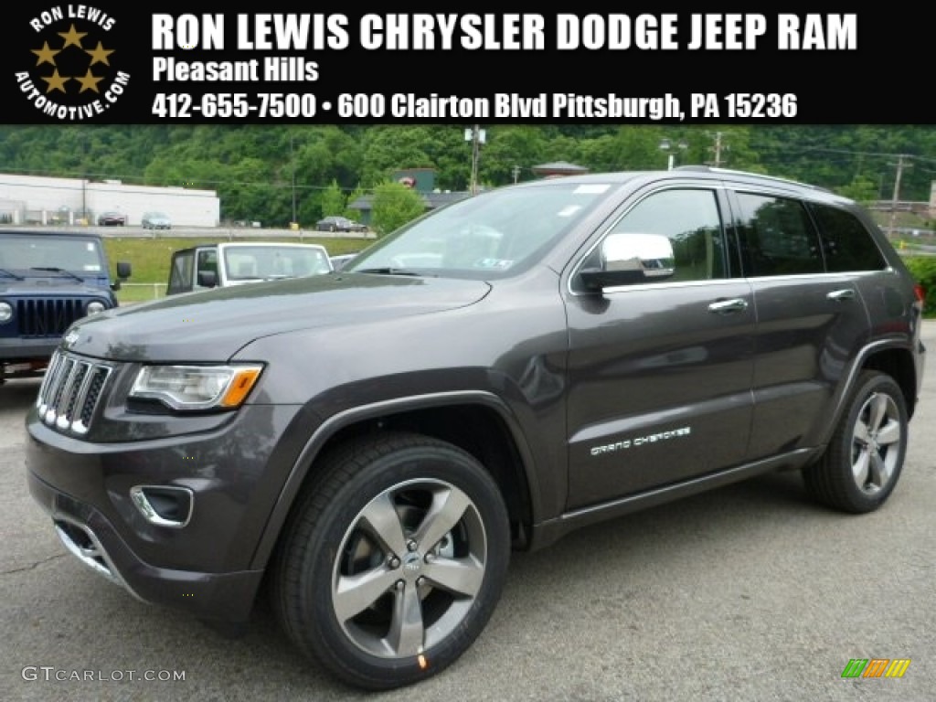 Granite Crystal Metallic Jeep Grand Cherokee