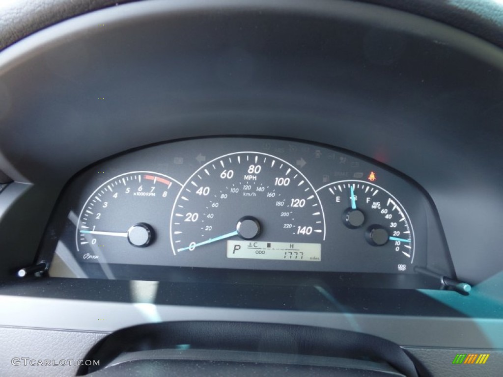 2014 Camry L - Champagne Mica / Ivory photo #16