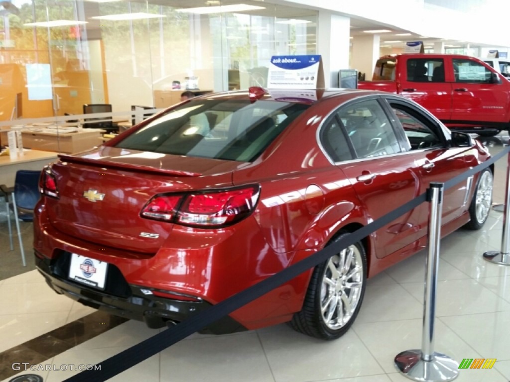 2015 SS Sedan - Some Like It Hot Red Metallic / Jet Black photo #3