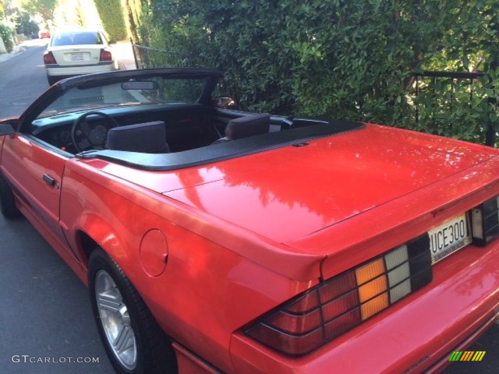 1989 Camaro IROC-Z Convertible - Bright Red / Gray photo #5