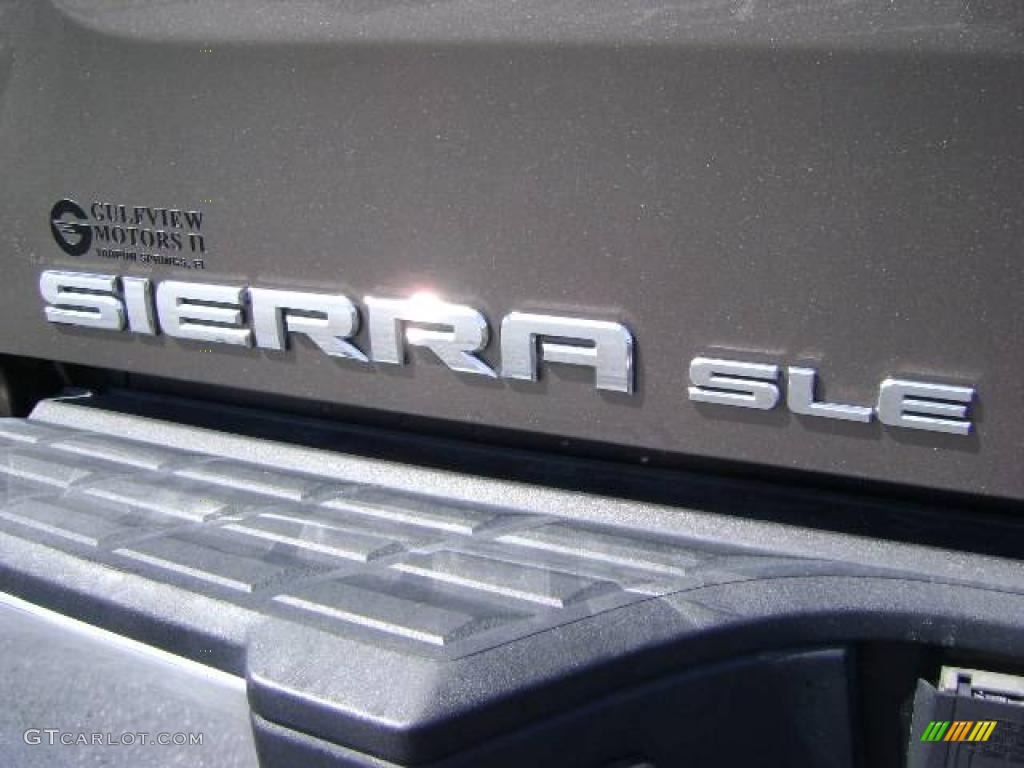 2007 Sierra 1500 SLE Crew Cab - Medium Brown Metallic / Ebony Black/Light Cashmere photo #11