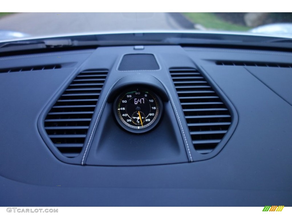 2015 Porsche 911 GT3 Gauges Photos