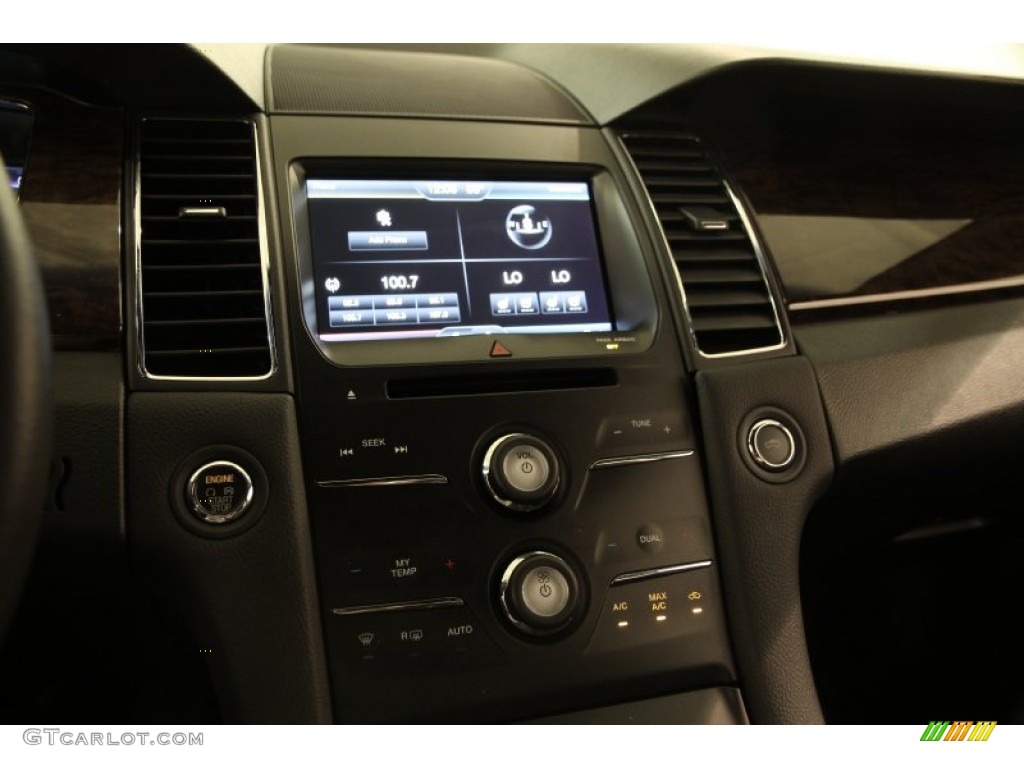 2015 Taurus Limited - Magnetic Metallic / Charcoal Black photo #8