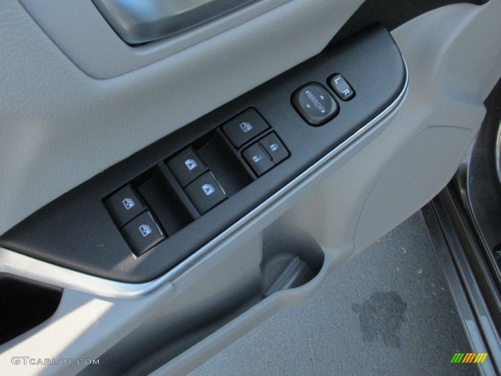 2015 Camry LE - Predawn Gray Mica / Ash photo #20