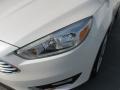 White Platinum - Focus Titanium Hatchback Photo No. 9
