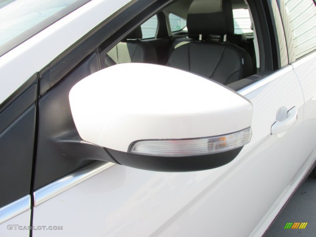 2015 Focus Titanium Hatchback - White Platinum / Charcoal Black photo #12