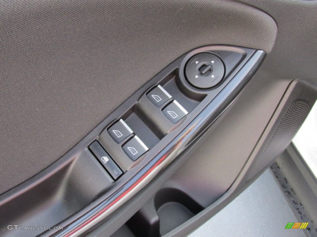 2015 Focus Titanium Hatchback - White Platinum / Charcoal Black photo #19
