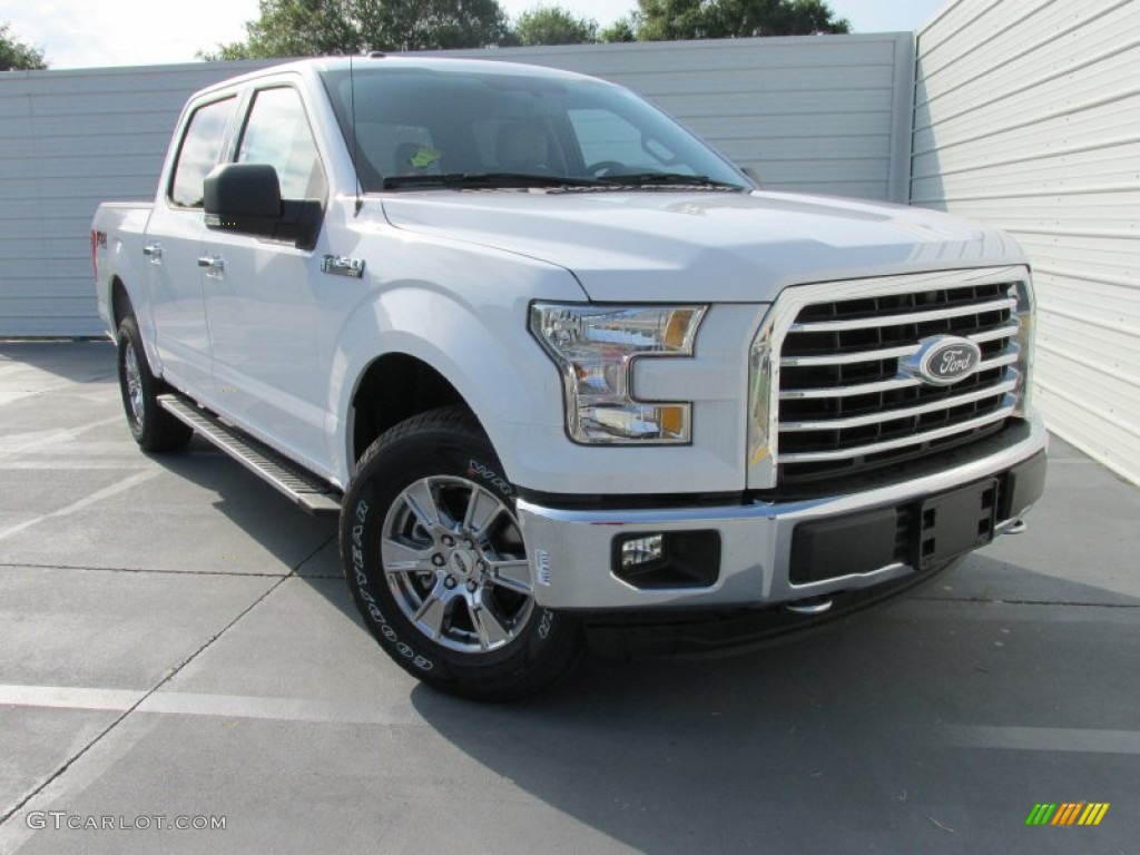 2015 F150 XLT SuperCrew 4x4 - Oxford White / Medium Earth Gray photo #1