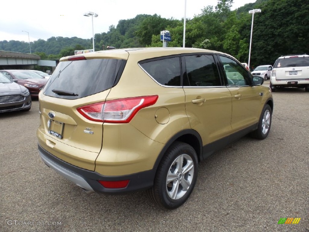 2015 Escape SE 4WD - Karat Gold Metallic / Charcoal Black photo #3