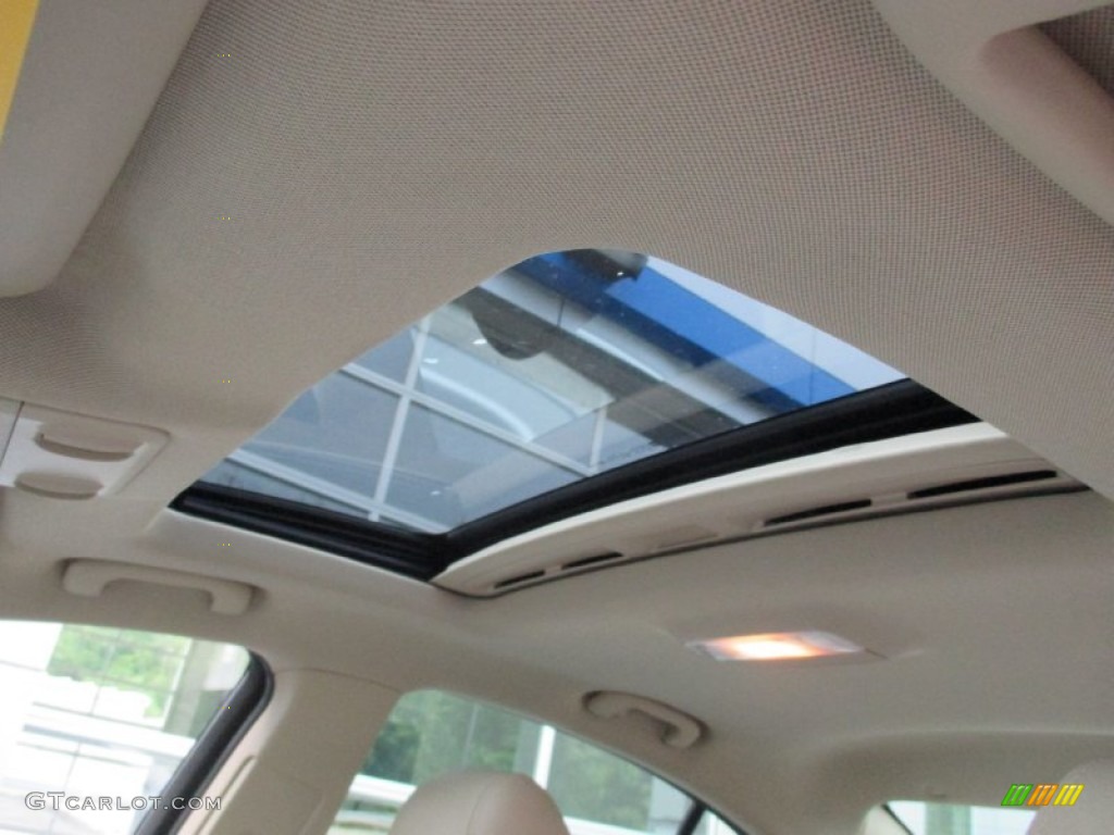 2013 Cruze LTZ - Summit White / Cocoa/Light Neutral photo #19