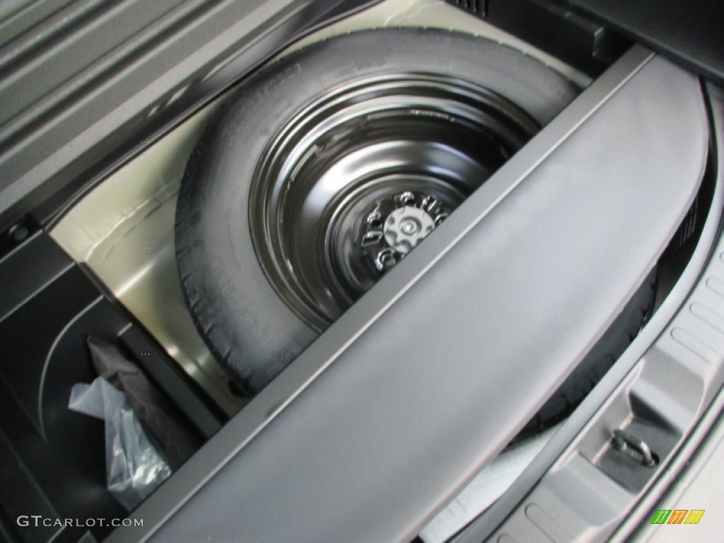 2015 RAV4 Limited AWD - Classic Silver Metallic / Ash photo #15