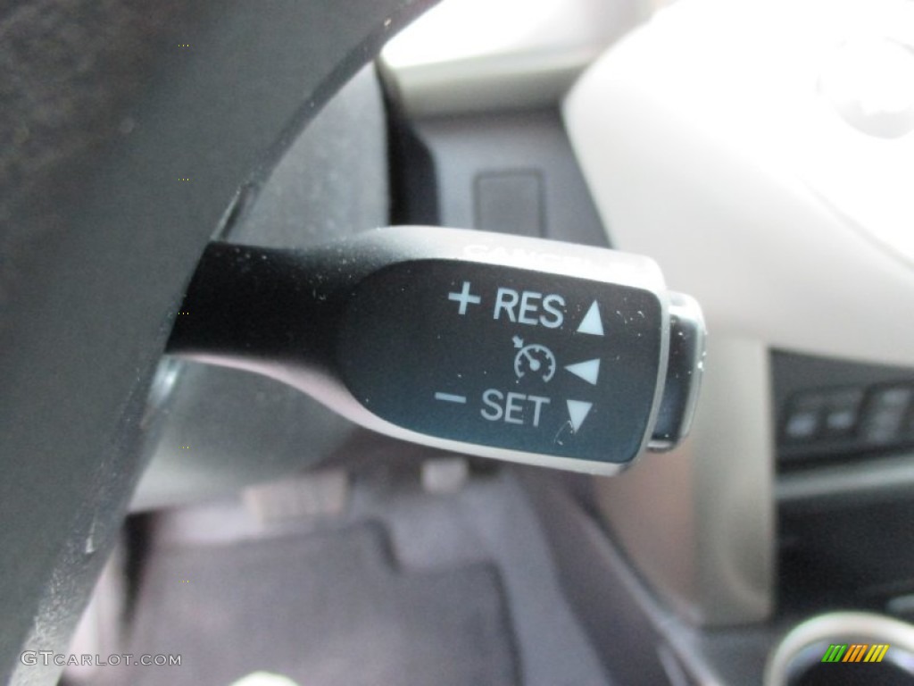2015 RAV4 Limited AWD - Classic Silver Metallic / Ash photo #35