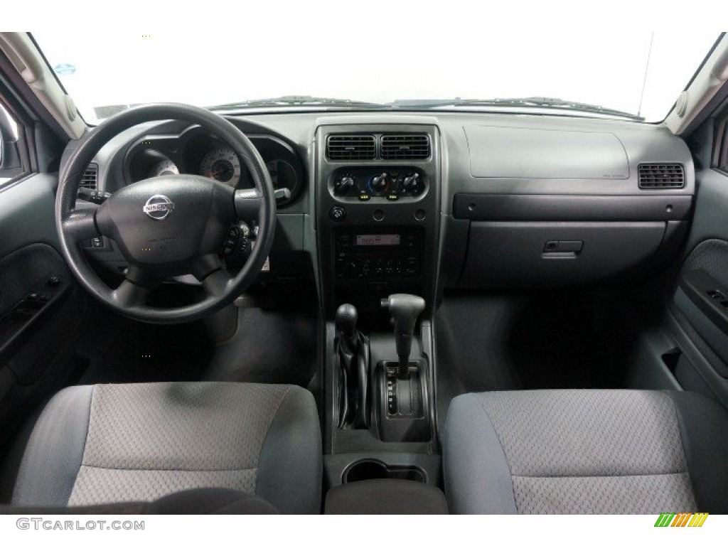 2004 Xterra XE 4x4 - Silver Lightning Metallic / Gray photo #20