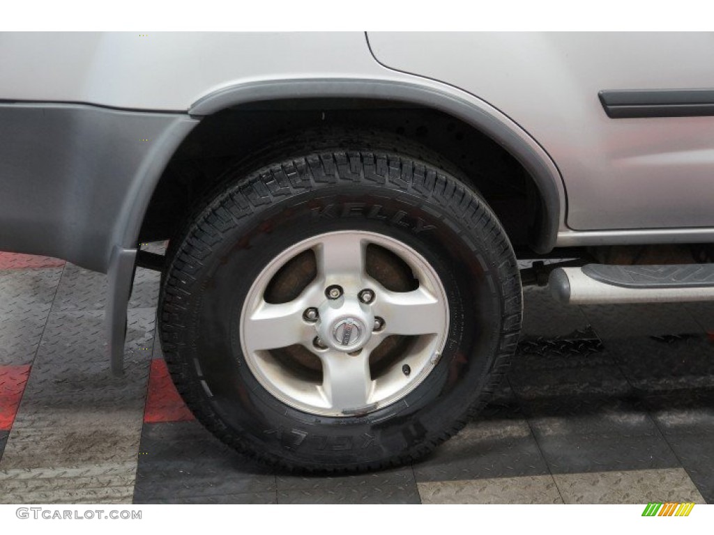 2004 Xterra XE 4x4 - Silver Lightning Metallic / Gray photo #46