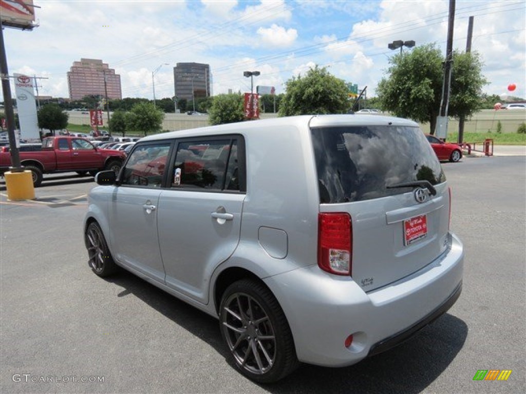 2013 xB  - Classic Silver Metallic / Dark Gray photo #5