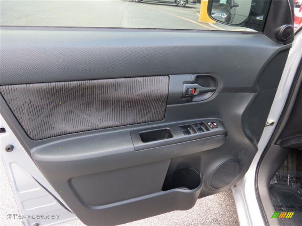 2013 xB  - Classic Silver Metallic / Dark Gray photo #11