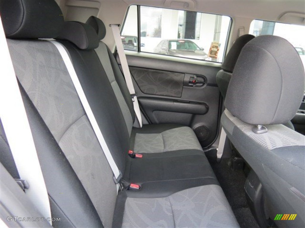 2013 xB  - Classic Silver Metallic / Dark Gray photo #16