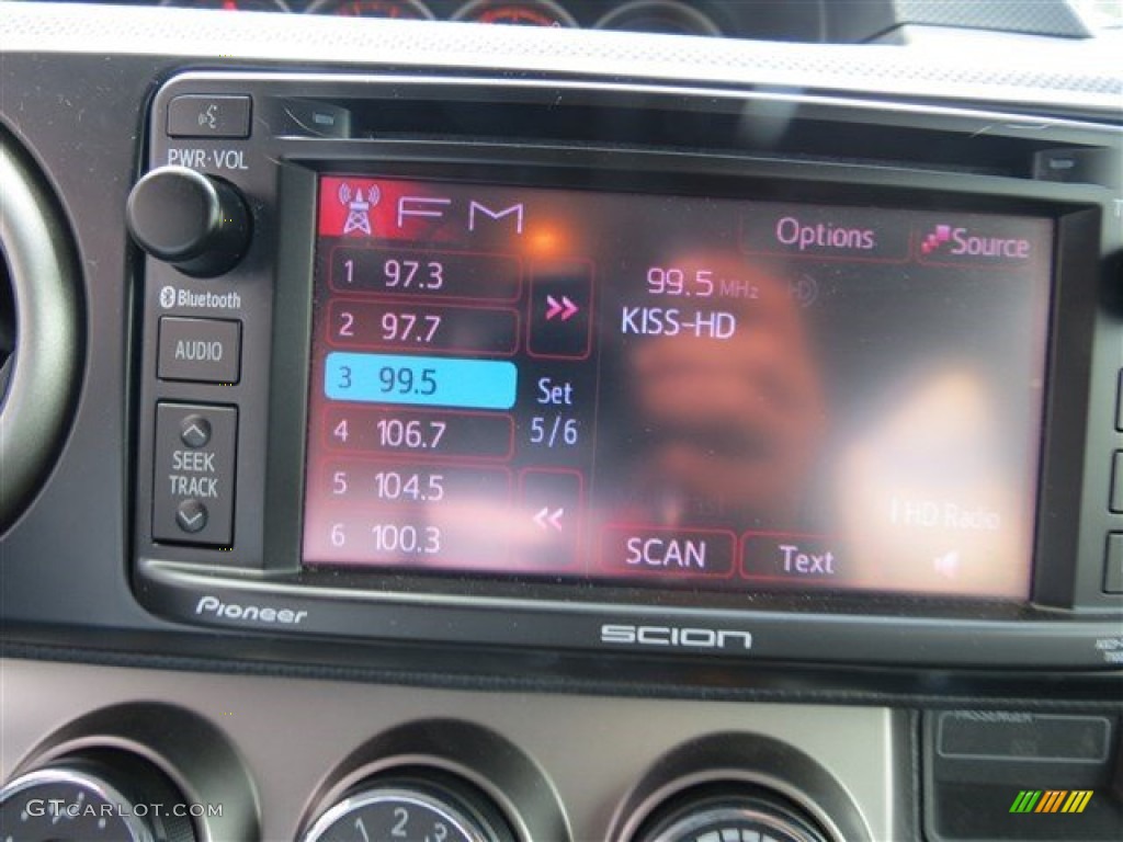 2013 xB  - Classic Silver Metallic / Dark Gray photo #18