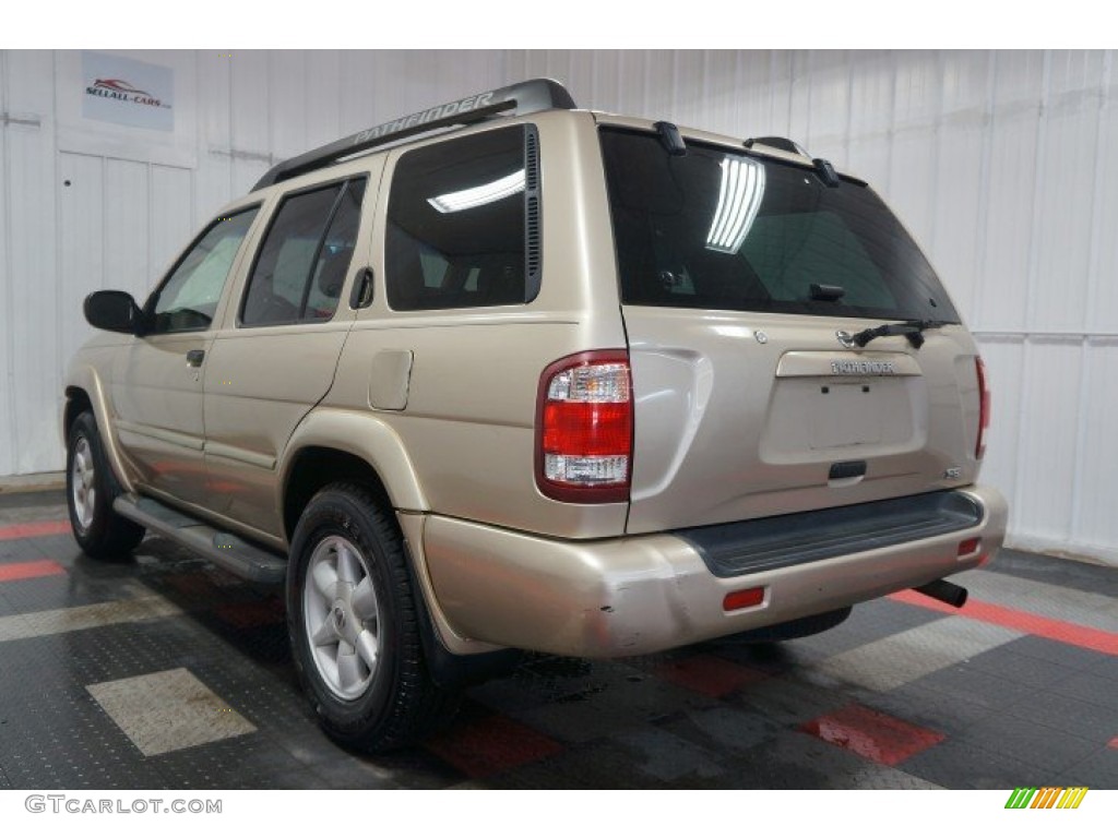 2002 Pathfinder SE 4x4 - Sahara Beige Metallic / Beige photo #10