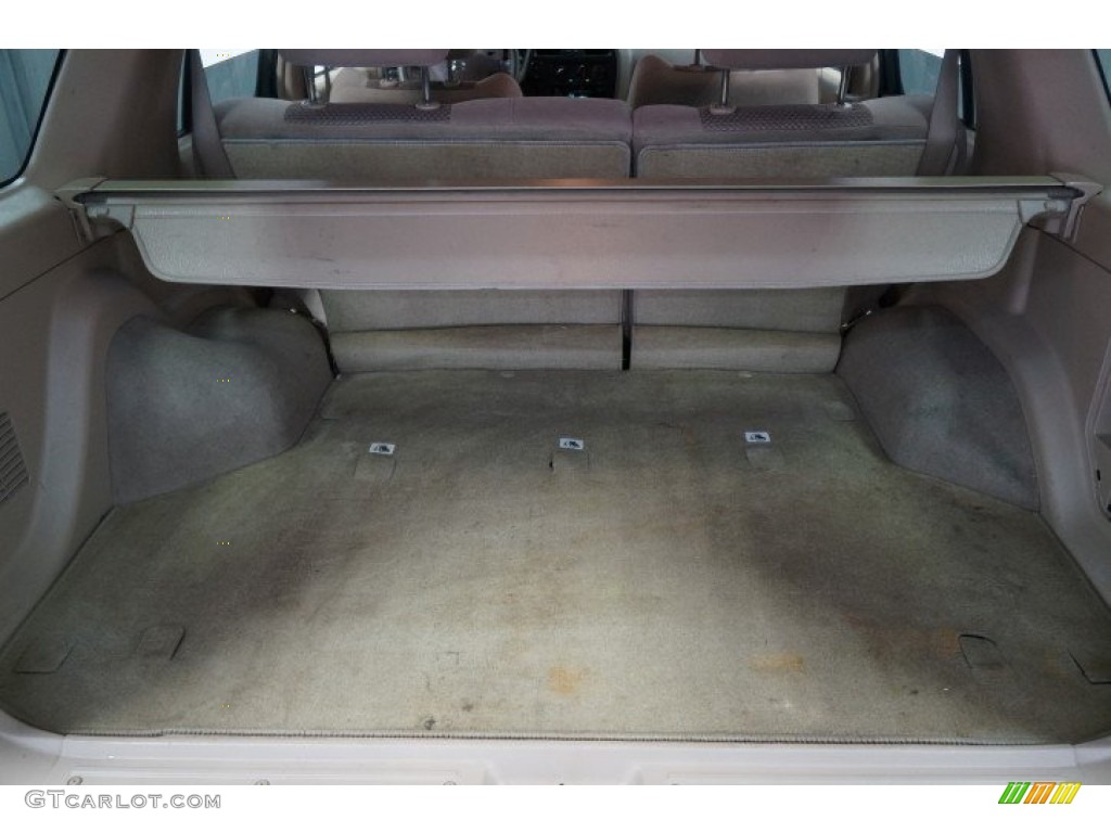 2002 Pathfinder SE 4x4 - Sahara Beige Metallic / Beige photo #17
