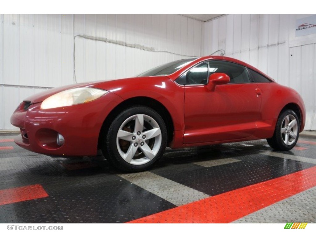 2006 Eclipse GT Coupe - Ultra Red Pearl / Medium Gray photo #2