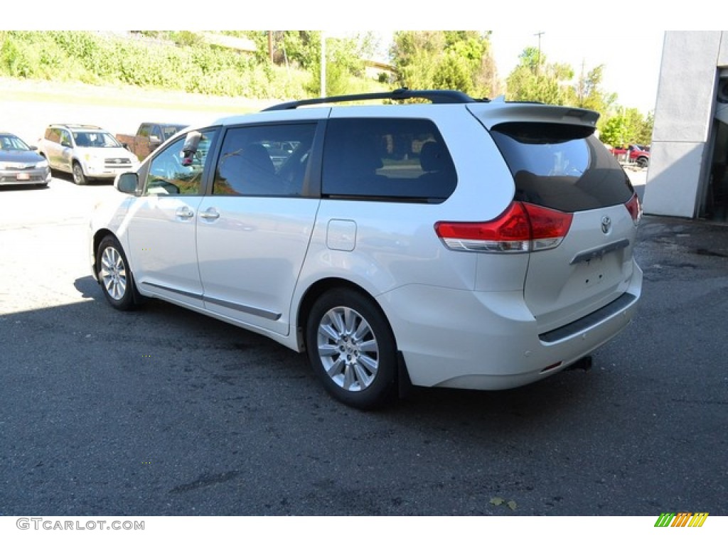 2012 Sienna Limited - Blizzard White Pearl / Light Gray photo #4