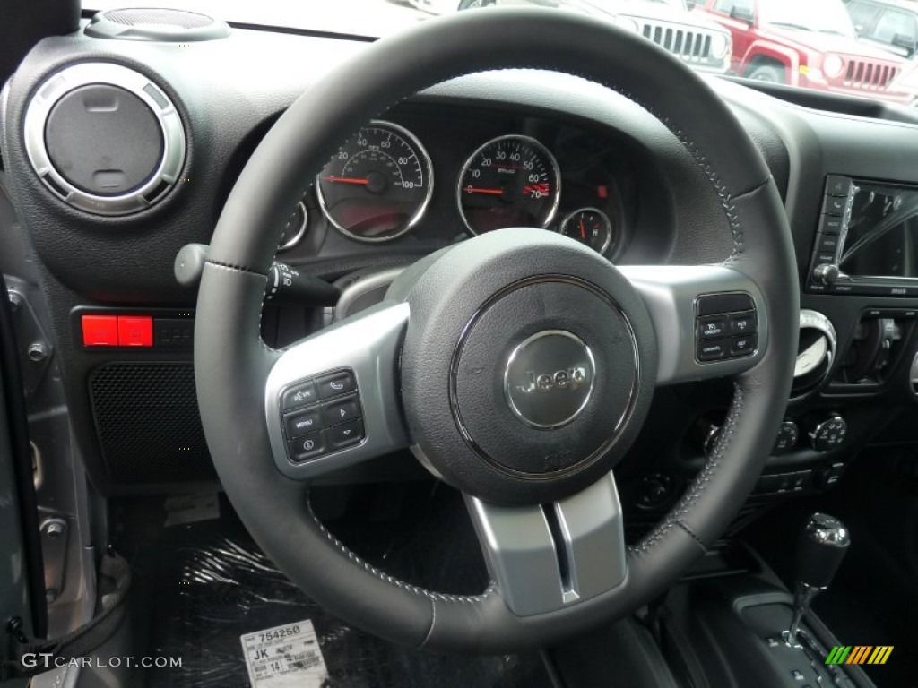 2015 Jeep Wrangler Unlimited Rubicon 4x4 Black Steering Wheel Photo #104647648
