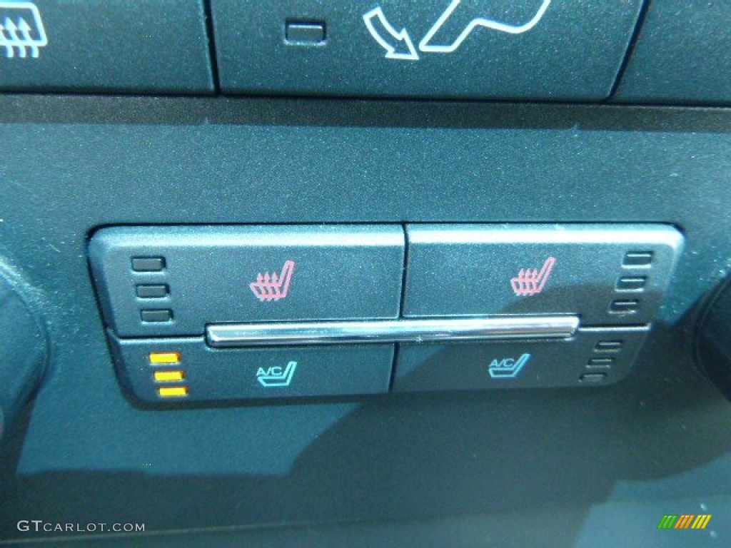 2011 MKZ AWD - Red Candy Metallic / Dark Charcoal photo #19