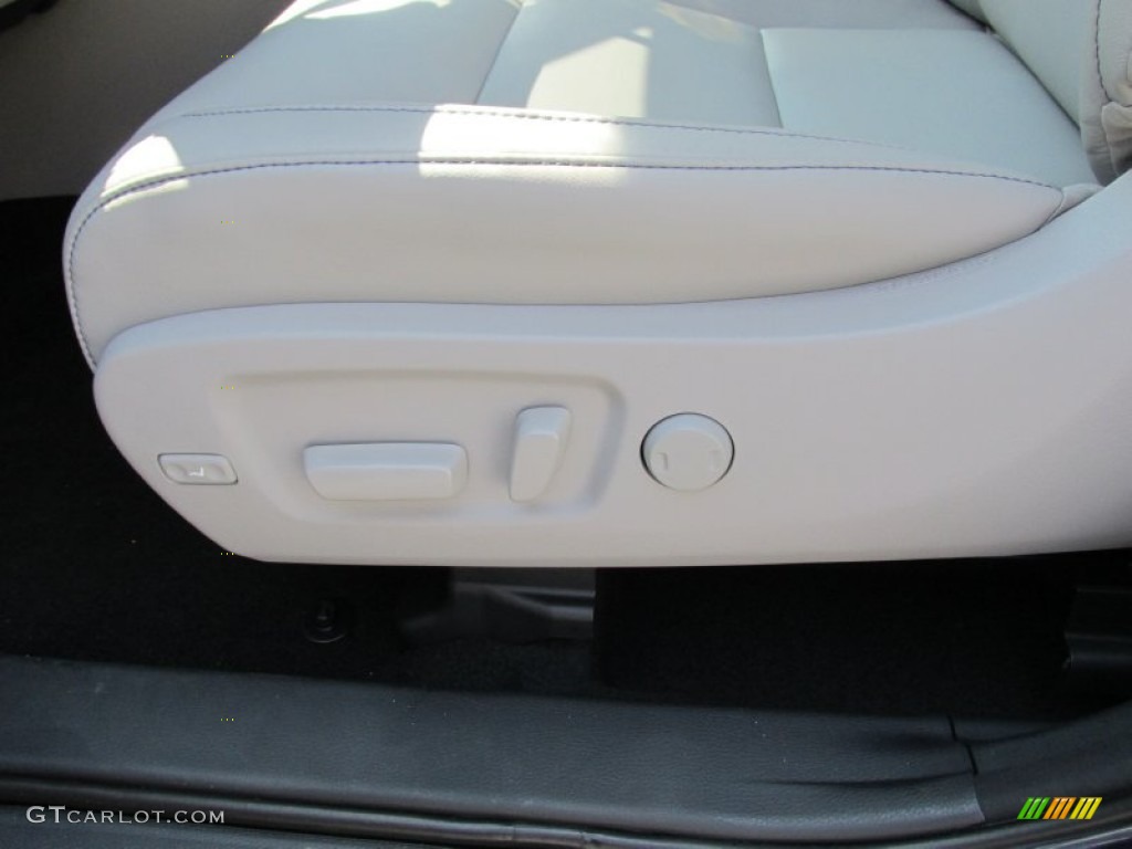2015 Highlander XLE - Shoreline Blue Pearl / Ash photo #24