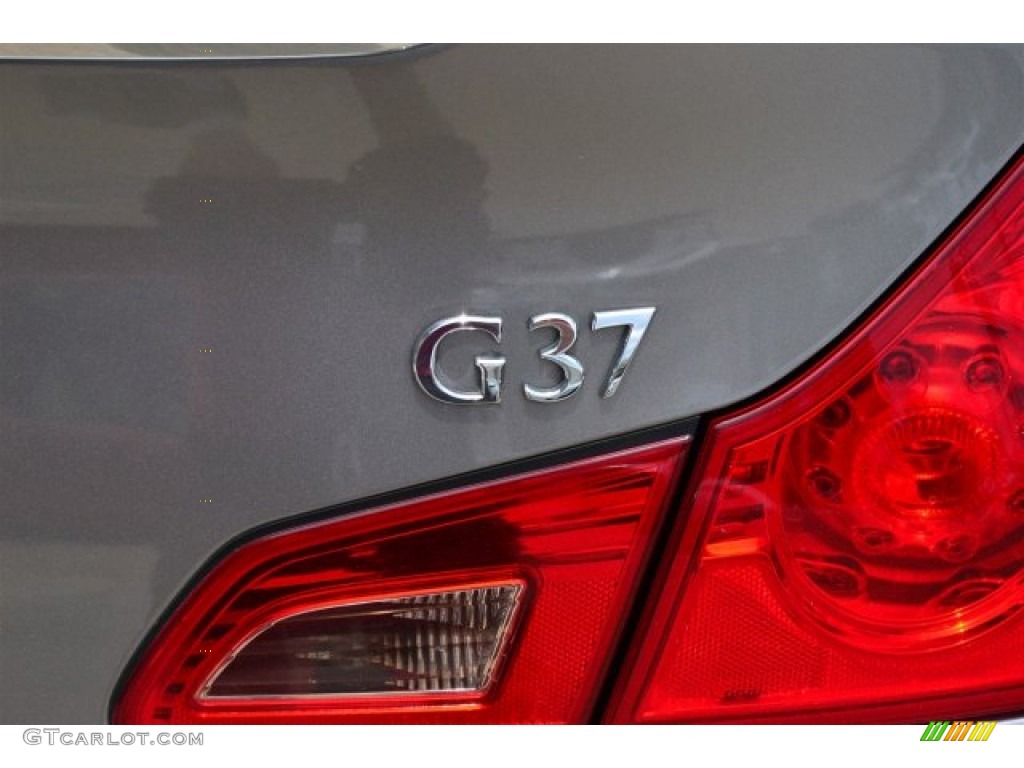 2009 G 37 Journey Sedan - Liquid Platinum / Graphite photo #13