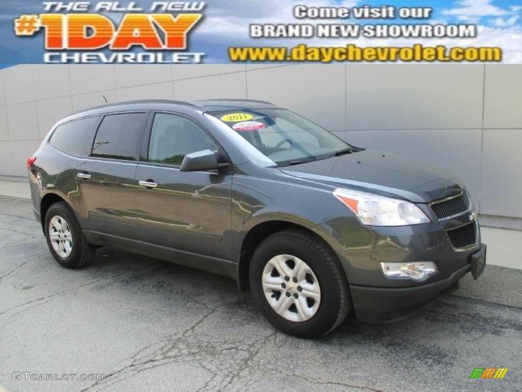 2011 Traverse LS AWD - Cyber Gray Metallic / Dark Gray/Light Gray photo #1