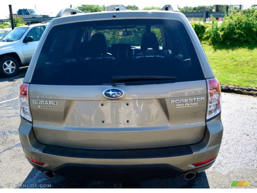 2009 Forester 2.5 X Limited - Topaz Gold Metallic / Black photo #8