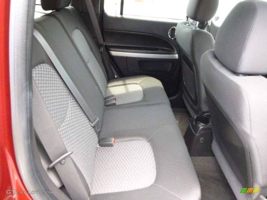 2009 HHR LS - Cardinal Red Metallic / Ebony photo #13