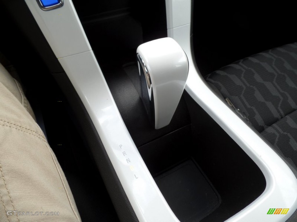 2012 Volt Hatchback - Black / Jet Black/Ceramic White Accents photo #31