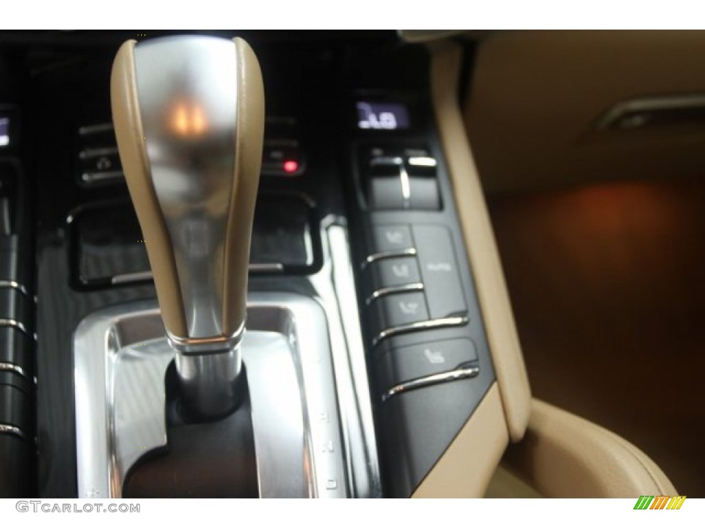 2011 Cayenne  - Umber Brown Metallic / Luxor Beige photo #15